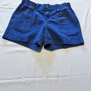 blue shorts